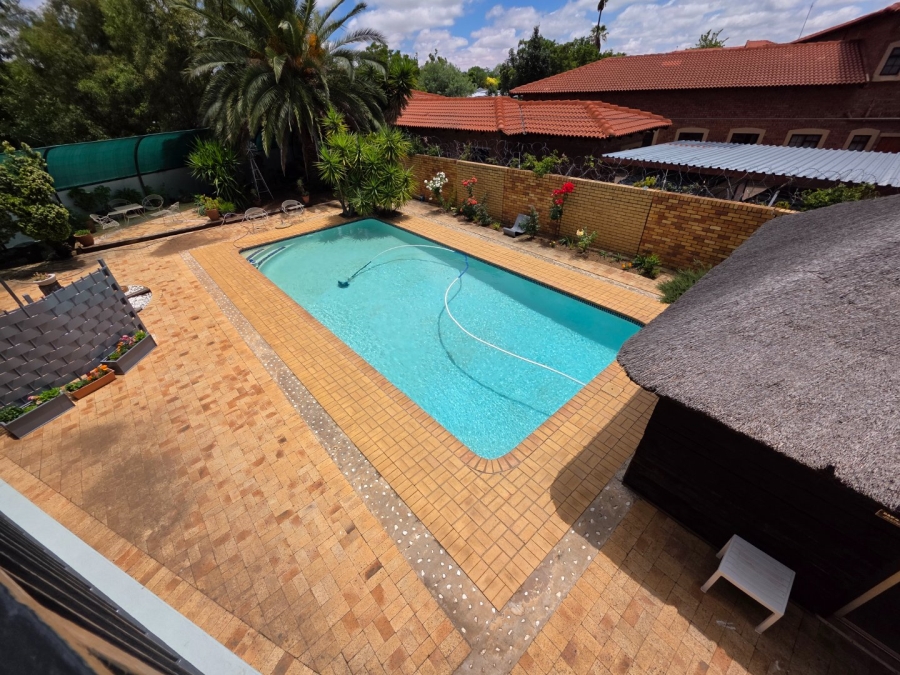 6 Bedroom Property for Sale in Dan Pienaar Free State